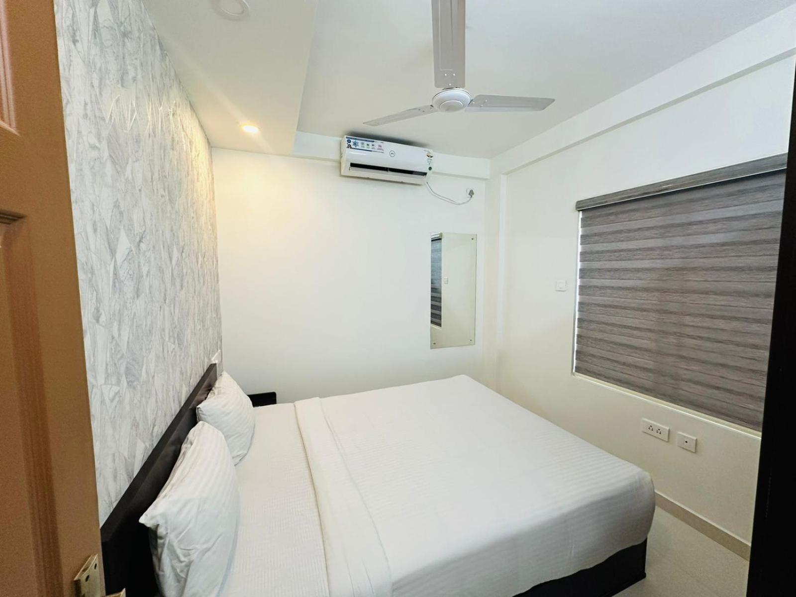 Hotel Nujoom Rooms & Apartments Kochi Exterior foto