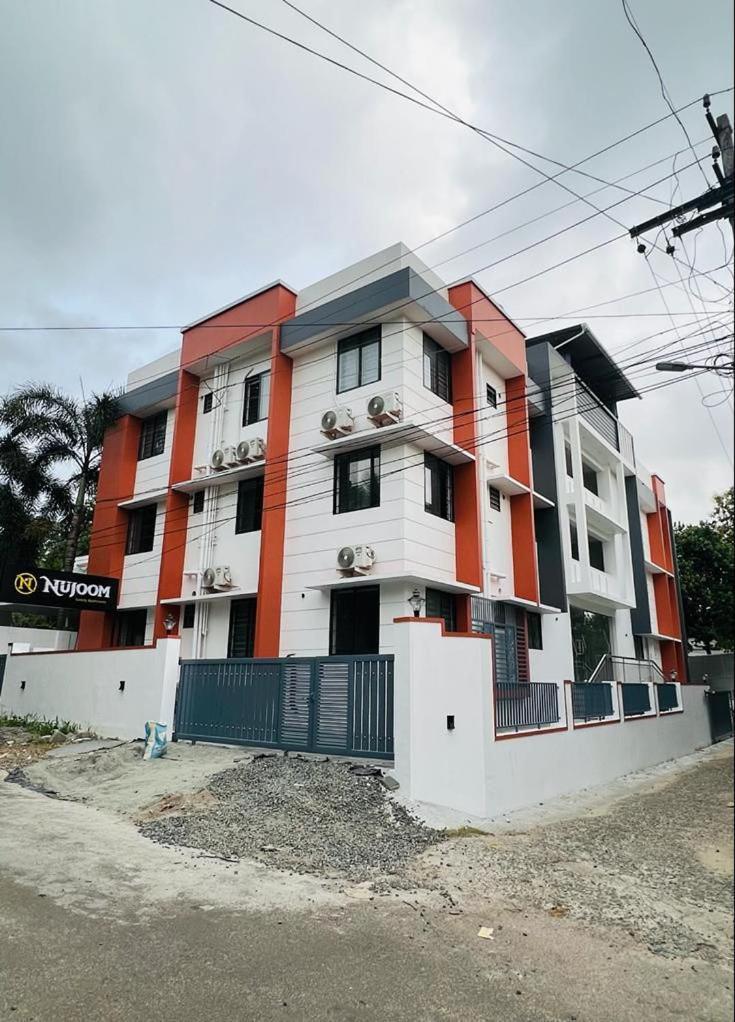 Hotel Nujoom Rooms & Apartments Kochi Exterior foto