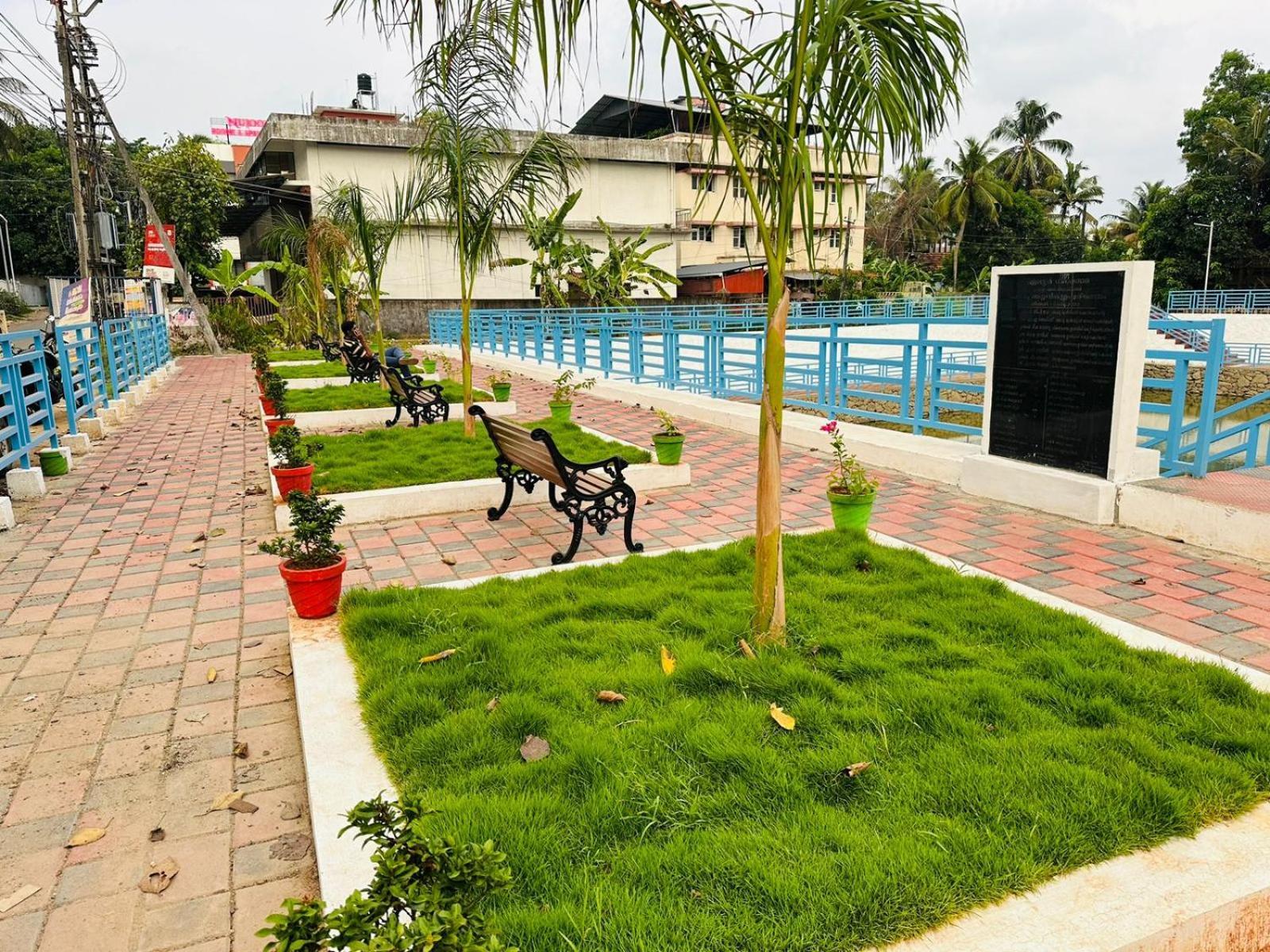 Hotel Nujoom Rooms & Apartments Kochi Exterior foto